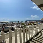 公寓 La Casa Sulla - On The Beach- Happy