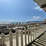 La Casa Sulla - On The Beach- Happy 公寓
