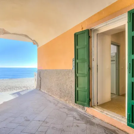 La Casa Sulla - On The Beach- Happy Apartment