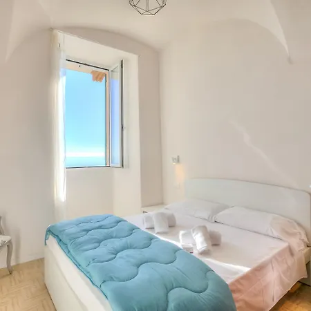 Apartment La Casa Sulla - On The Beach- Happy Alassio
