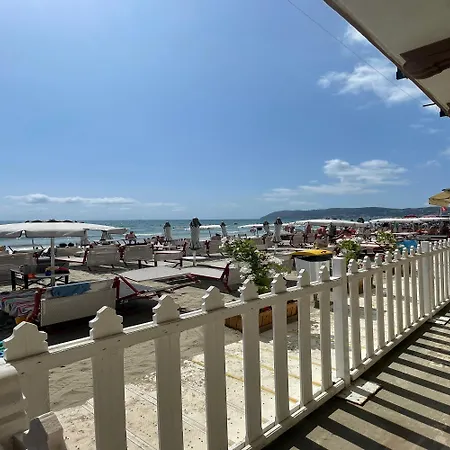 La Casa Sulla - On The Beach- Happy Apartamento