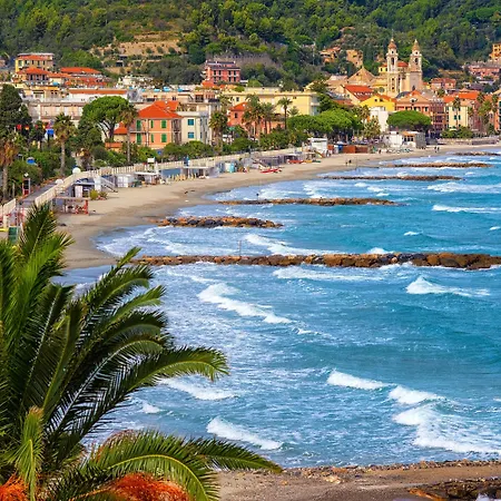 Apartment La Casa Sulla - On The Beach- Happy